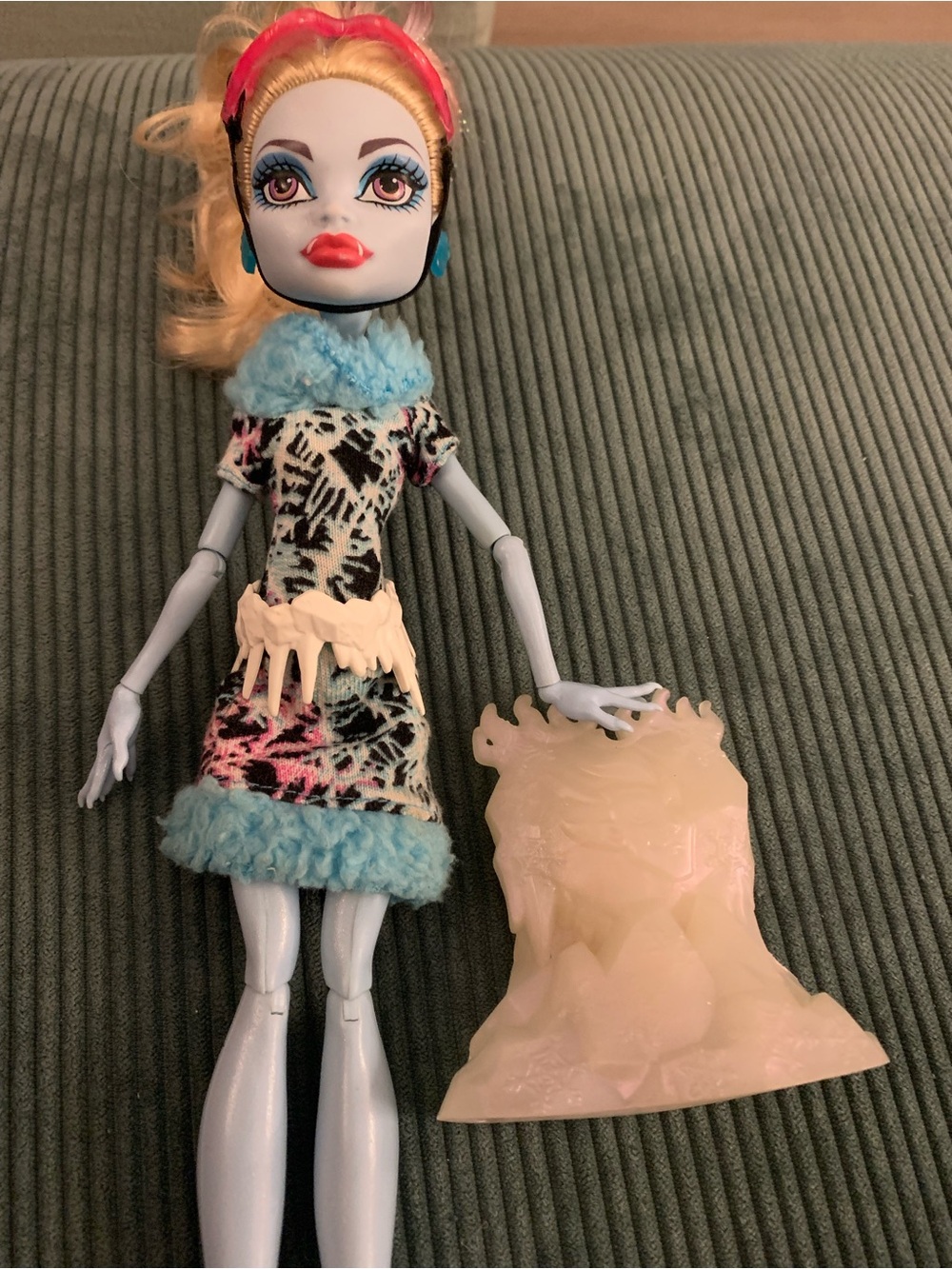 Monster High Abbey Bominable - Picture 5 of 6